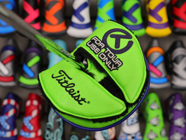 scotty cameron lime green and navy blue tour bulldog industrial circle t centershaft mid round headcover