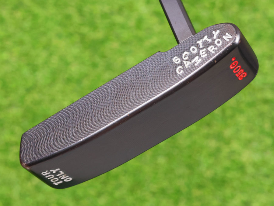 scotty cameron tour only 3x black carbon steel masterful 009m circle t 350g putter with peace sign tour bulldog and 7 point crowns stampings and extreme toe circle t stamp golf club