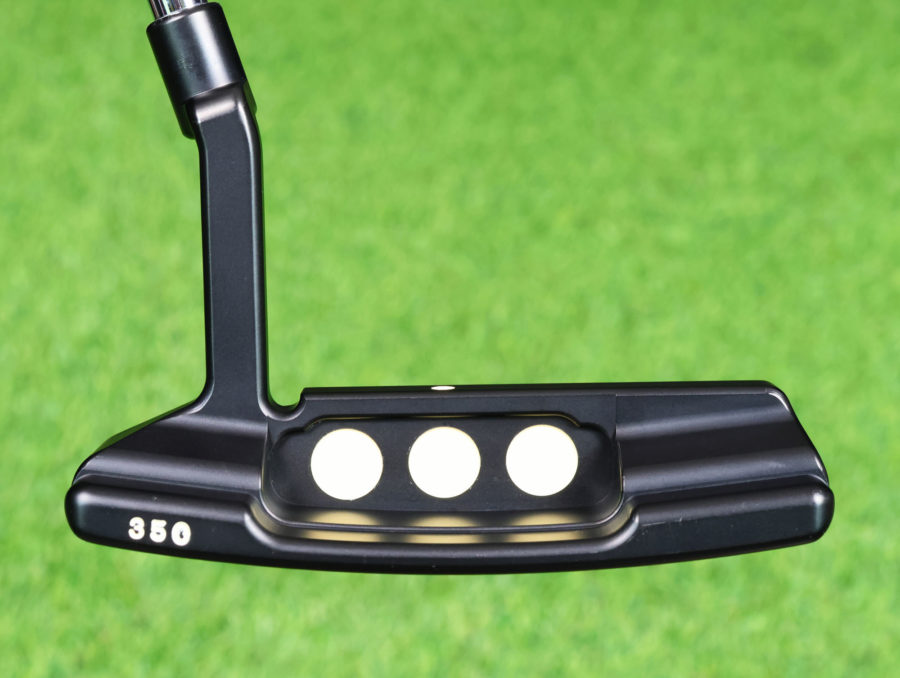scotty cameron tour only black sss timeless newport 2 circle t 350g putter with dirty white paint and tiger woods style sight dot golf club