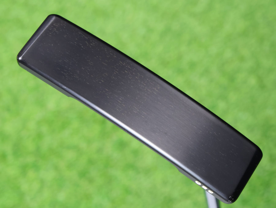 scotty cameron tour only black sss timeless newport 2 circle t 350g putter with dirty white paint and tiger woods style sight dot golf club
