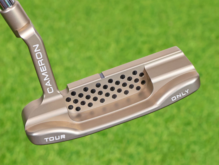 scotty cameron tour only chromatic bronze sss t22 newport teryllium circle t 360g putter with top line and black elastomer inlay and accents dot golf club