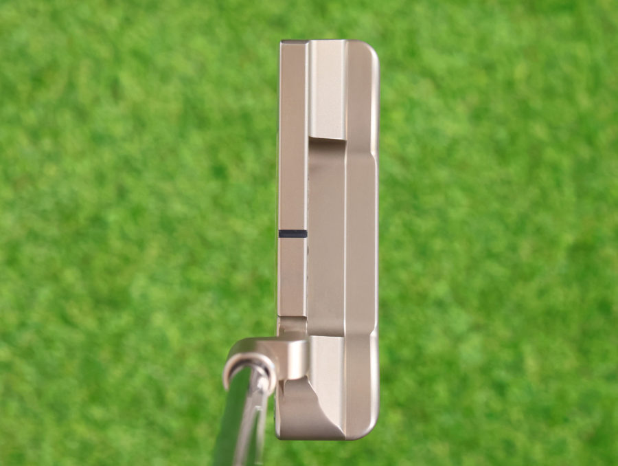 scotty cameron tour only chromatic bronze sss t22 newport teryllium circle t 360g putter with top line and black elastomer inlay and accents dot golf club