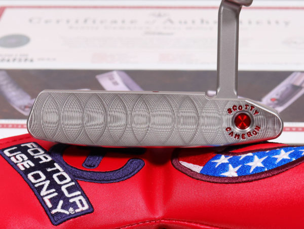 scotty cameron tour only sss timeless t2 newport 2 circle t 350g putter with tiger woods stlye stamps and sight dot golf club