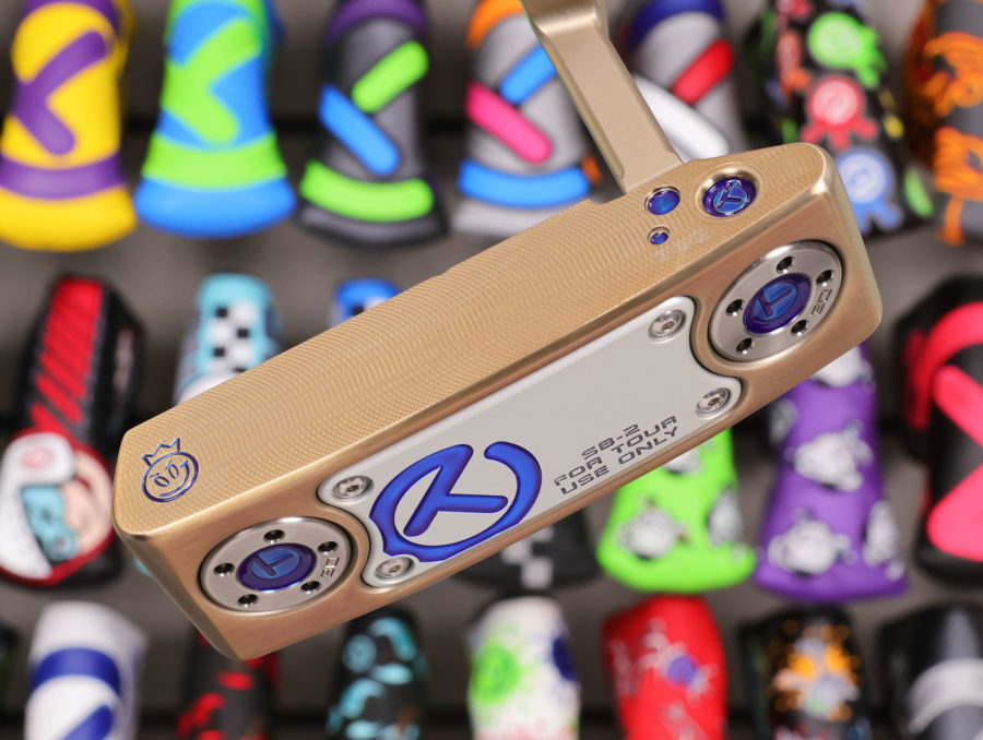 scotty cameron tour only chromatic bronze sss squareback sb2 tourtype circle t 360g putter with black shaft and top line and scotty dog and grinder stamps golf club