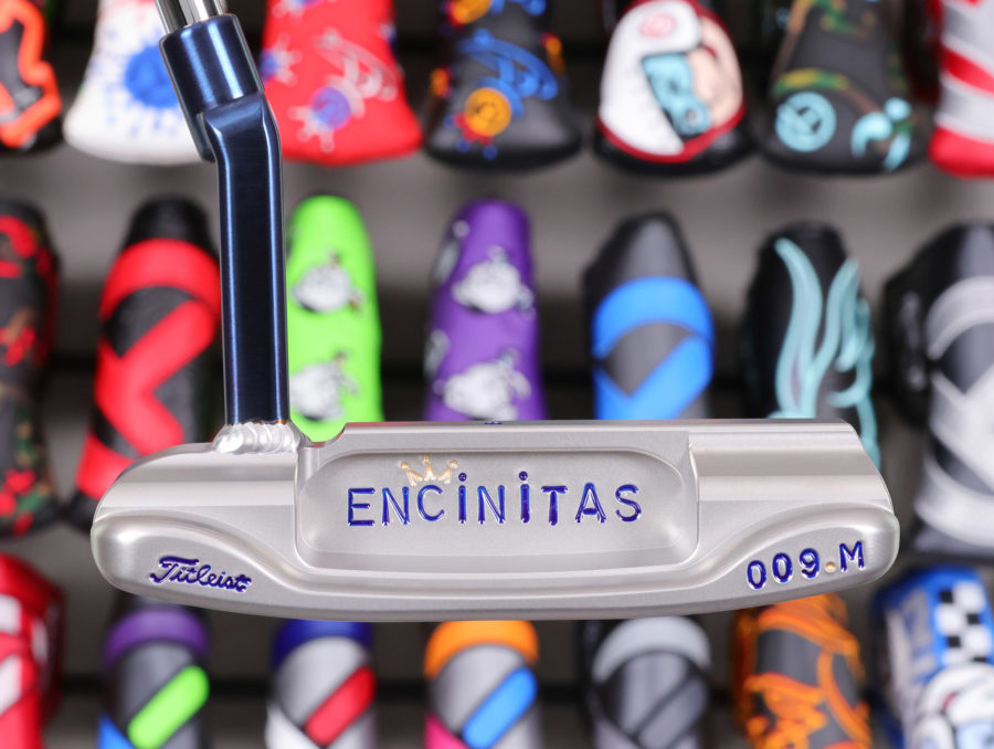 scotty cameron tour only two tone sss body masterful 009m circle t 350g putter with welded chromatic blue plumber neck and encinitas stamping golf club