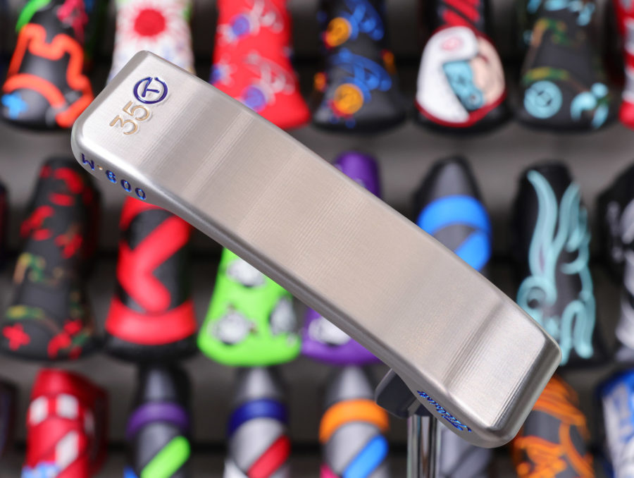 scotty cameron tour only two tone sss body masterful 009m circle t 350g putter with welded chromatic blue plumber neck and encinitas stamping golf club