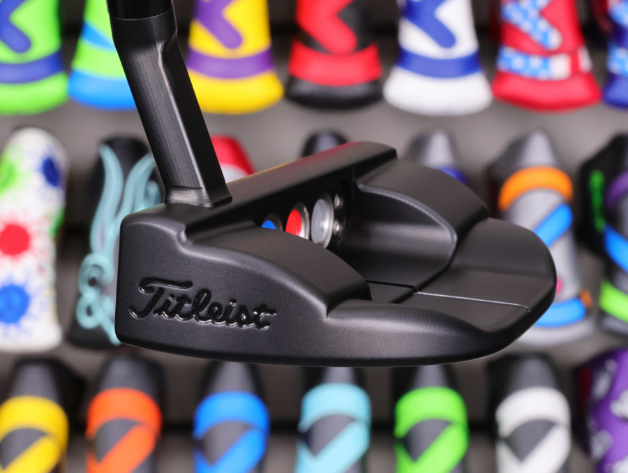 scotty cameron limited edition black fastback 1.5 global limited putter with black shaft golf club