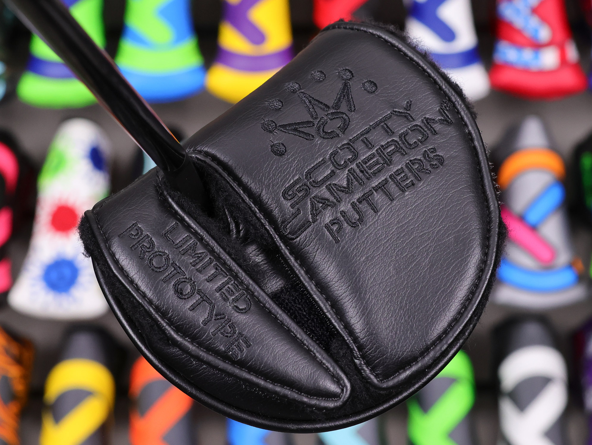 scotty-cameron-limited-release-2021-holiday-h21-black-phantom-x-7.5-putter-75