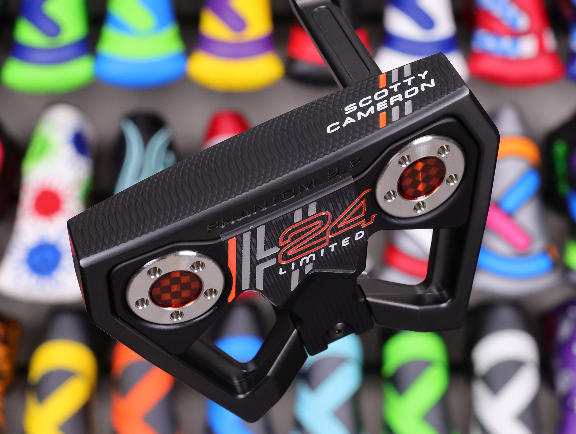 scotty-cameron-limited-release-2024-holiday-h24-black-phantom-x-9.2-plumber-neck-putter-63 scotty cameron limited release 2024 holiday h24 black phantom x 9.2 plumber neck putter with black shaft golf club