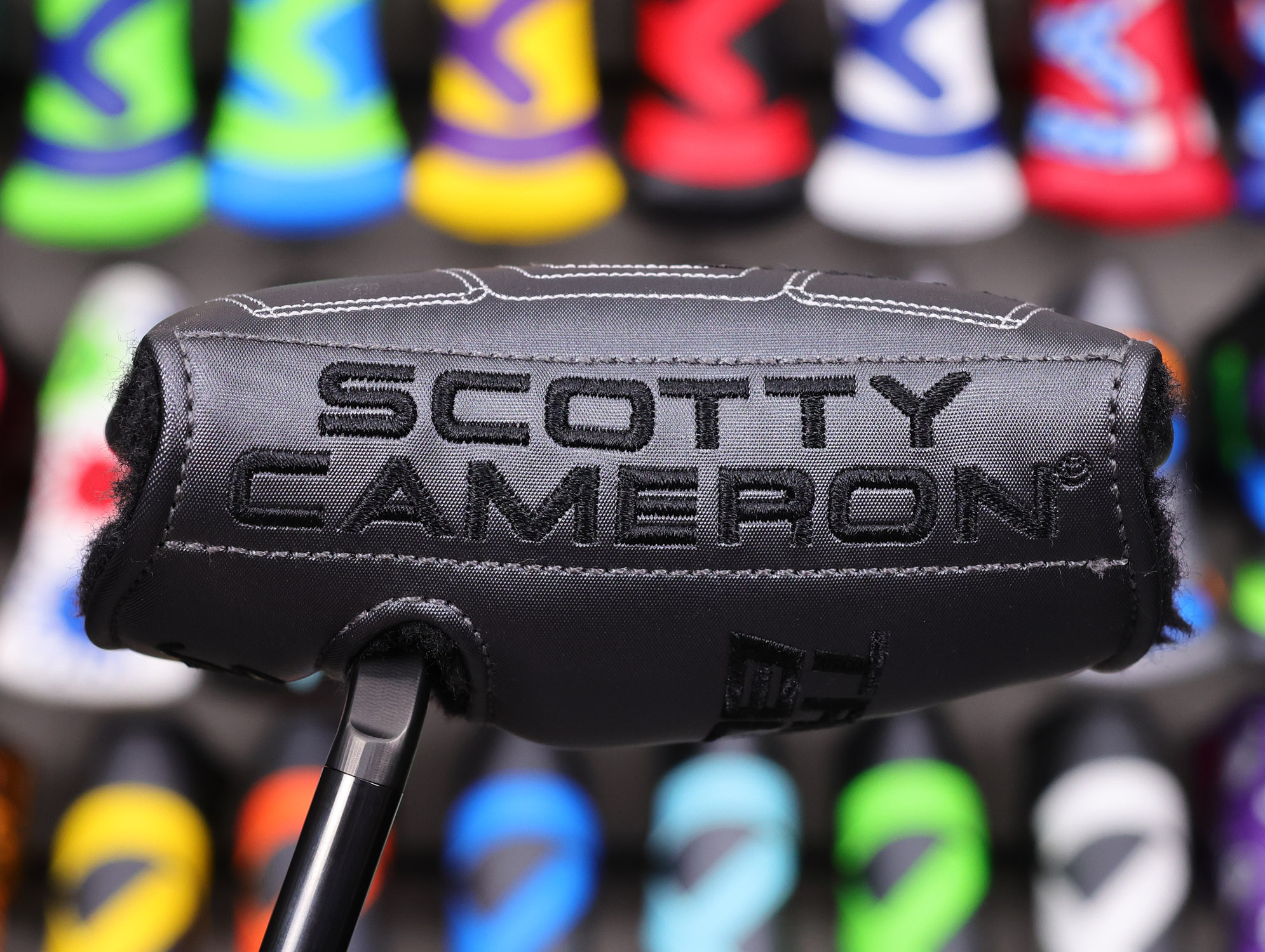 scotty-cameron-limited-release-triple-black-phantom-x-9.5-putter-with-black-shaft-14