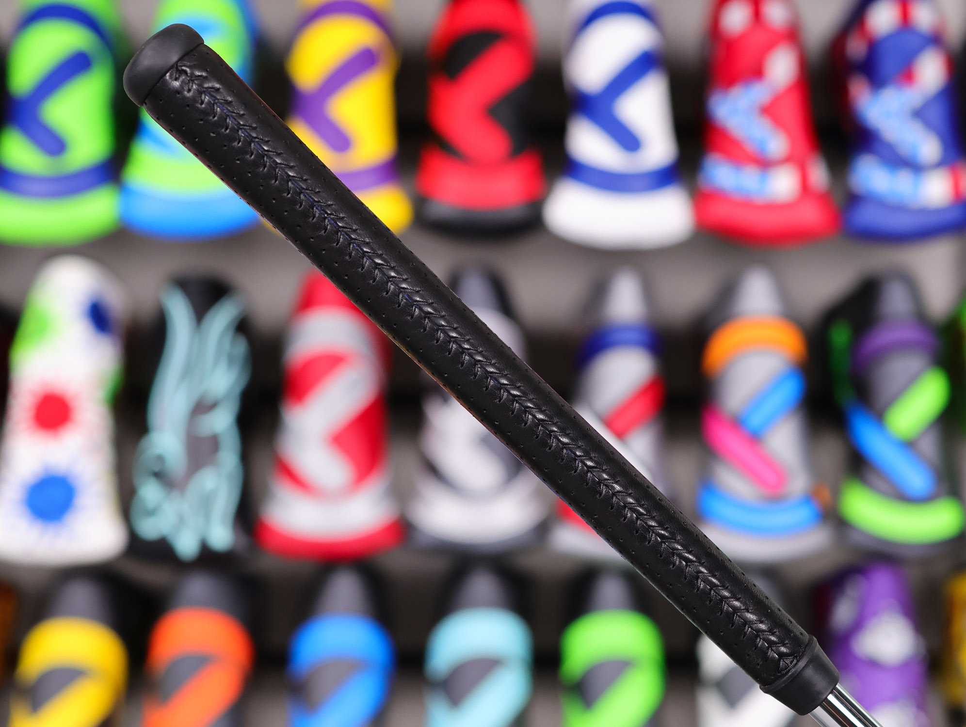 scotty-cameron-tour-only-black-sss-timeless-2-t2-circle-t-350g-putter-with-top-line-37