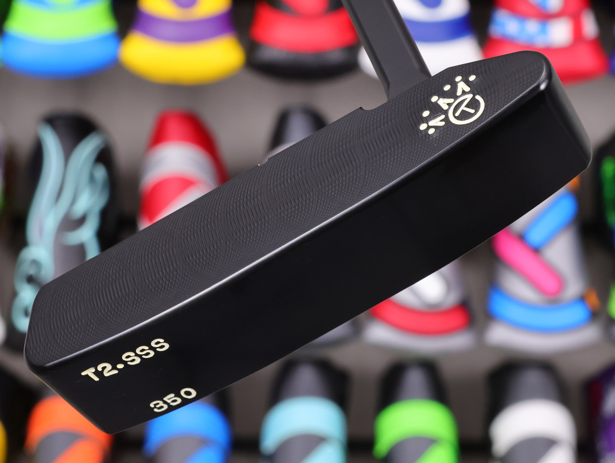 scotty-cameron-tour-only-black-sss-timeless-2-t2-circle-t-350g-putter-with-top-line-54 scotty cameron tour only black sss timeless 2 t2 circle t 350g putter with top line and dirty white paint golf club