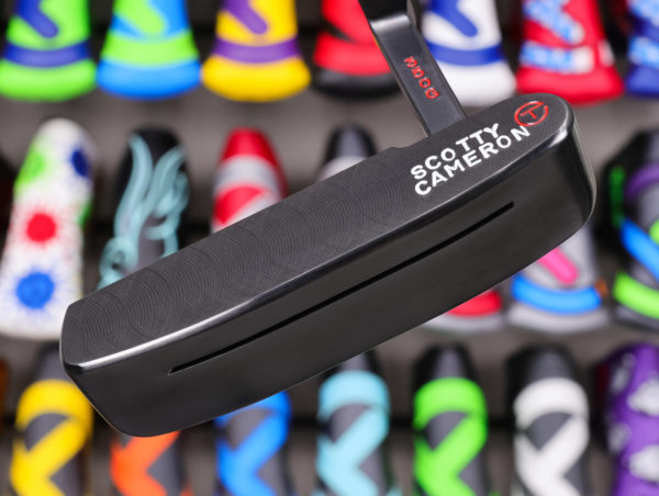 scotty cameron tour only brushed black carbon steel 009 circle t 350g putter with bullet hole and 7 point crown stamps golf club