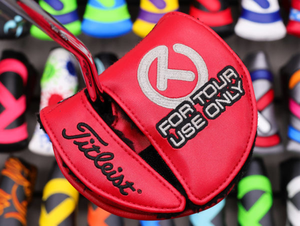 scotty cameron tour only red and silver carbon rush industrial circle t mid round headcover