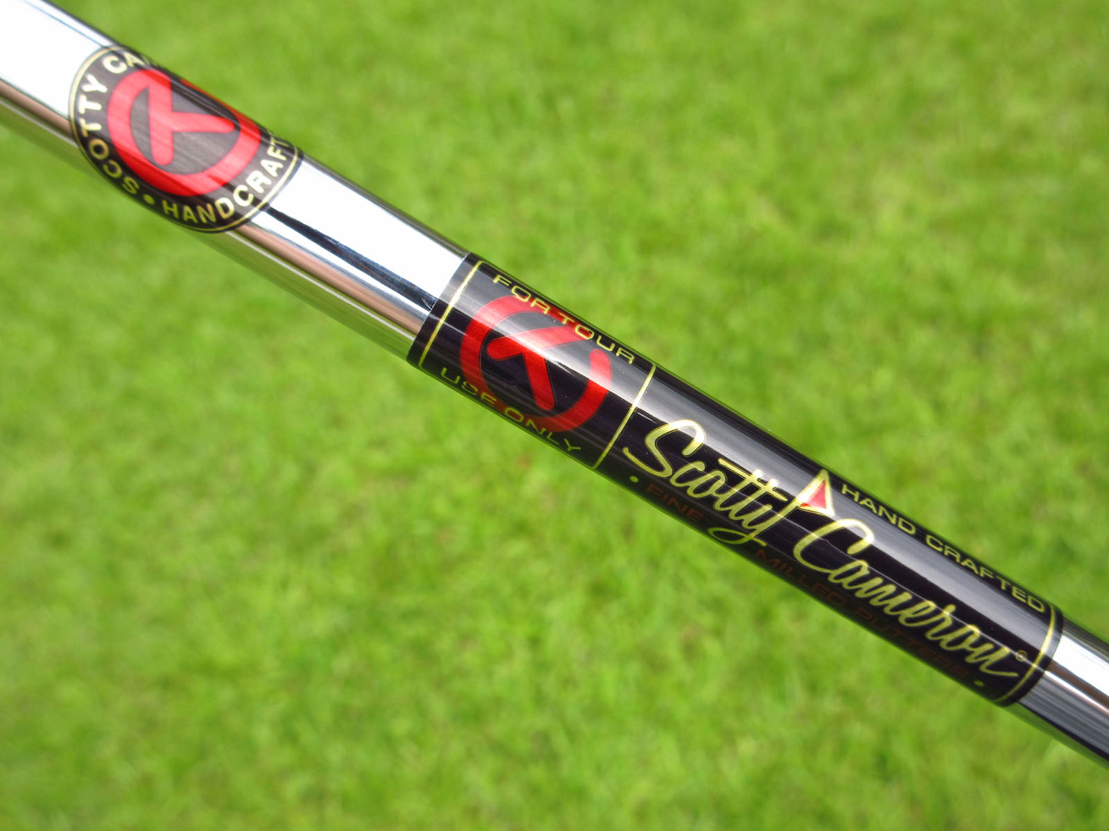 scotty-cameron-tour-only-sss-masterful-1.5-tourtype-circle-t-360g-putter-with-sight-line-07