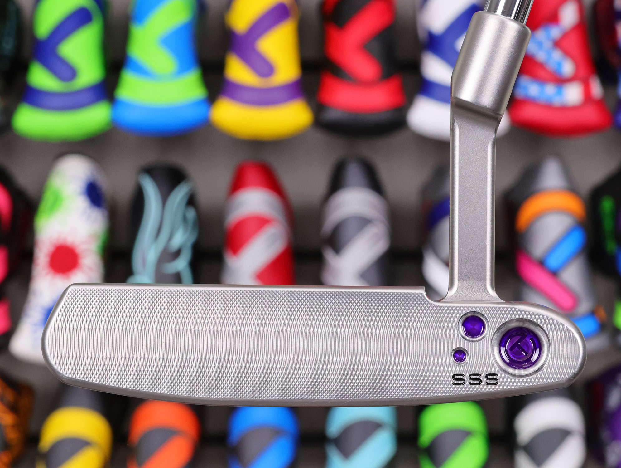 scotty-cameron-tour-only-sss-masterful-plus-tourtype-circle-t-360g-putter-52 scotty cameron tour only sss masterful plus tourtype circle t 360g putter with translucent purple paint golf club