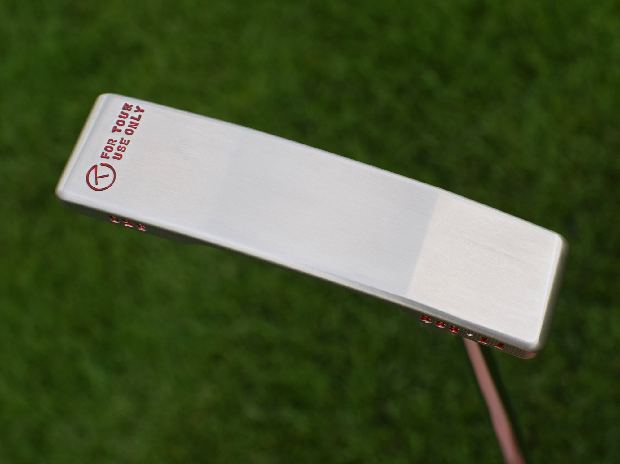 scotty-cameron-tour-only-sss-timeless-tourtype-circle-t-350g-putter-with-tiger-woods-style-stamps-and-cherry-bombs-103