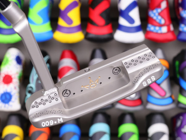 scotty cameron vault exclusive tour only fancy back sss masterful 009m circle t 350g putter with circle snow black shaft and genuine leather vault headcover for golf club