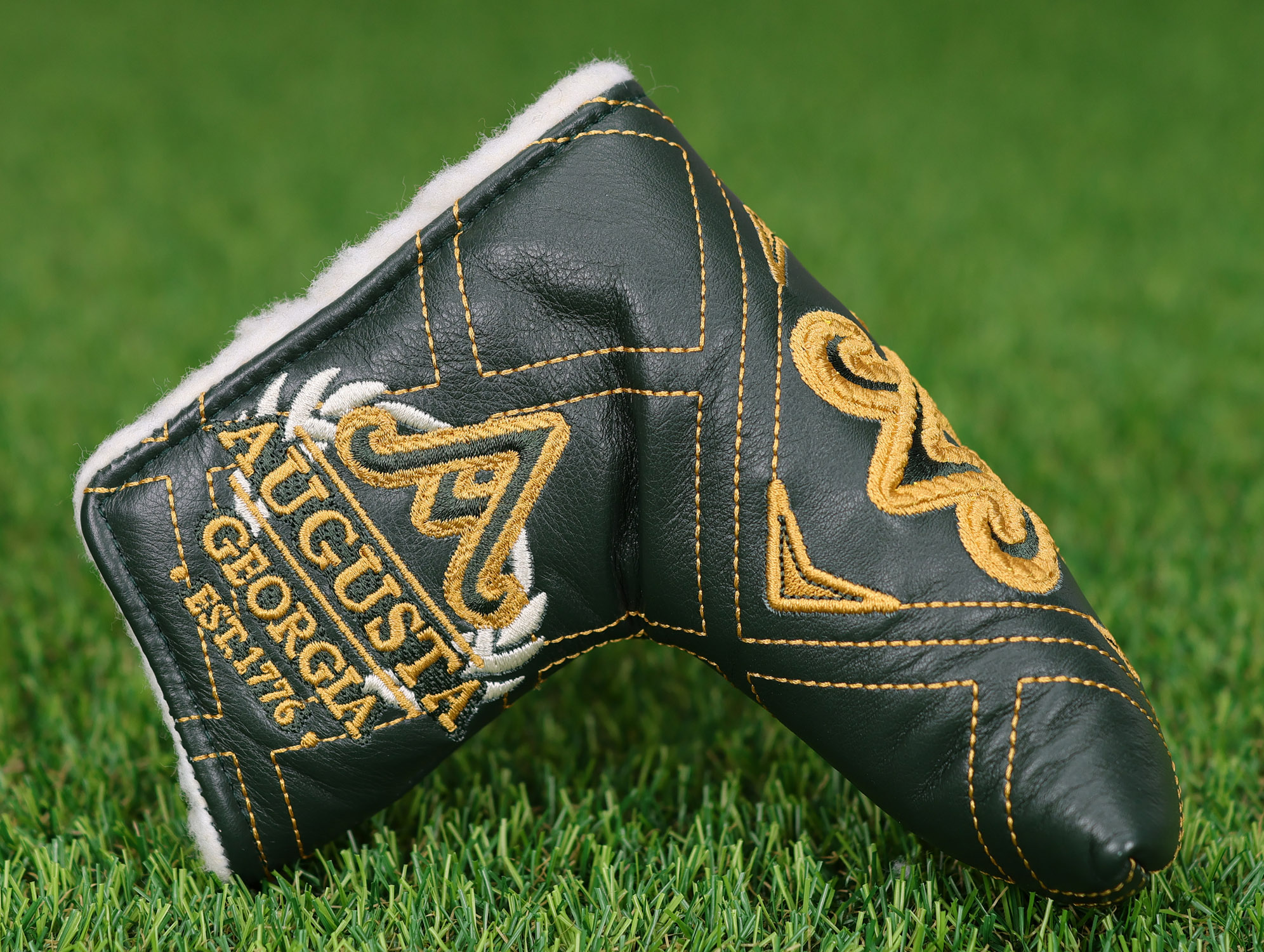 scotty-cameron-limited-edition-blade-putter-headcover-063_1 scotty cameron limited edition blade putter headcover