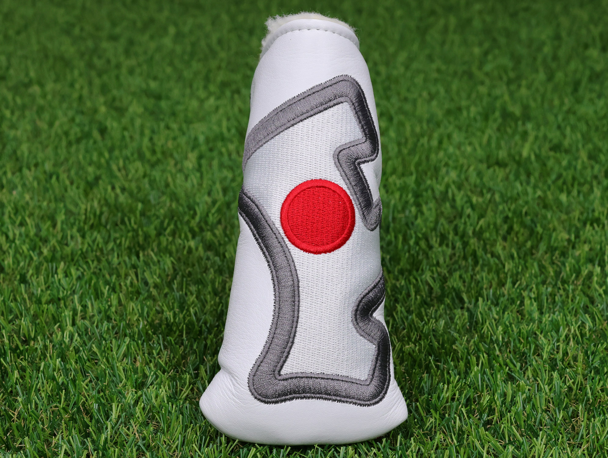 scotty-cameron-limited-edition-blade-putter-headcover-163_1 scotty cameron limited edition blade putter headcover