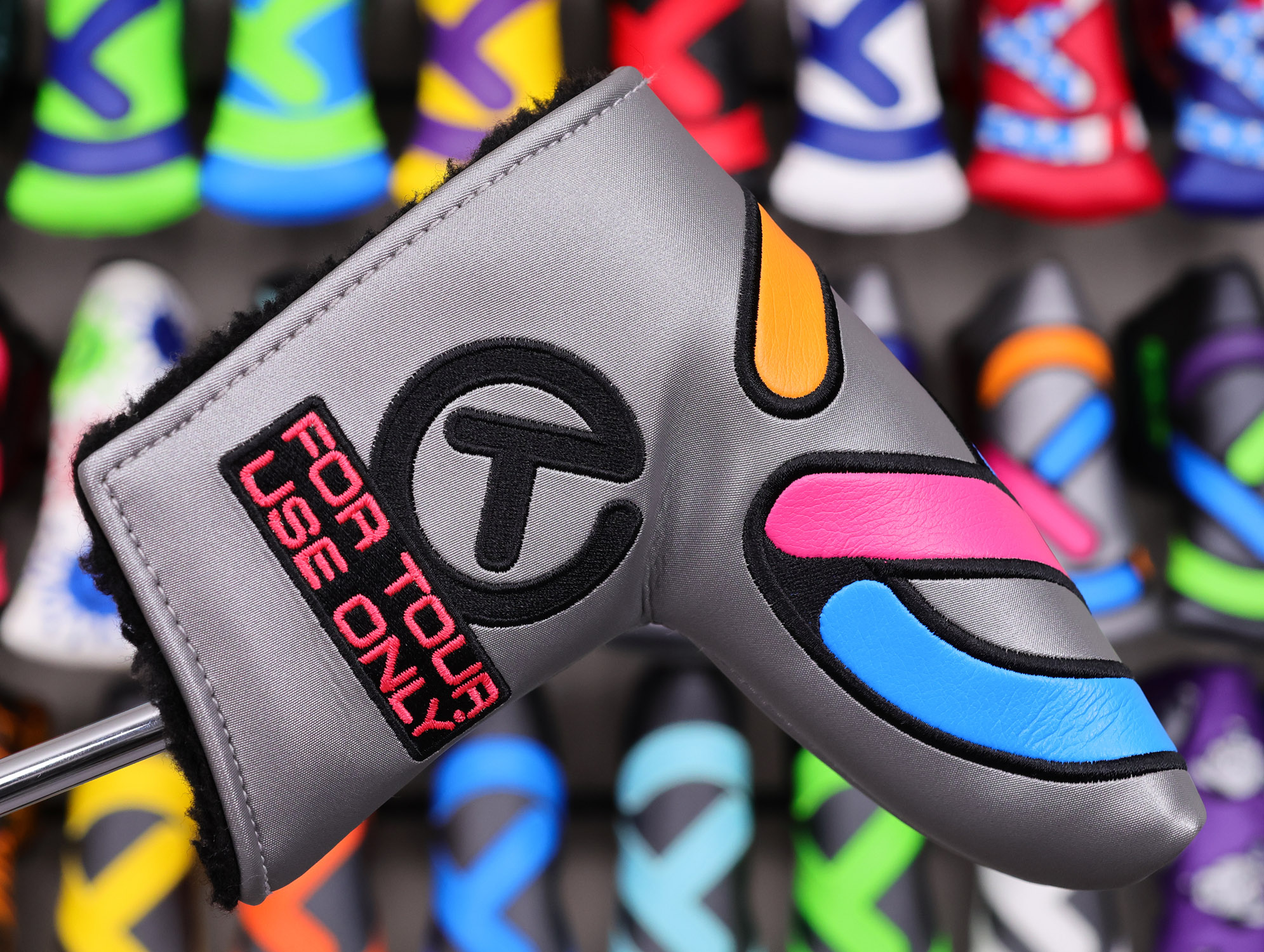 scotty-cameron-tour-only-black-sss-newport-select-circle-t-360g-putter-38