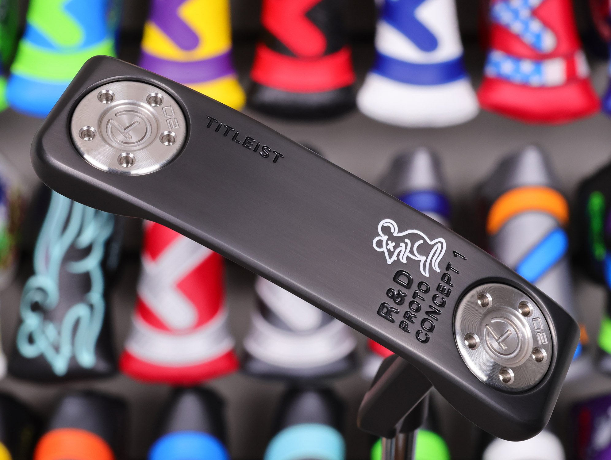 scotty-cameron-tour-only-black-tour-rat-concept-1-circle-t-360g-putter-with-sight-sircle-60 scotty cameron tour only deep milled black tour rat concept 1 sss circle t 360g putter with sight circle alignment aid golf club