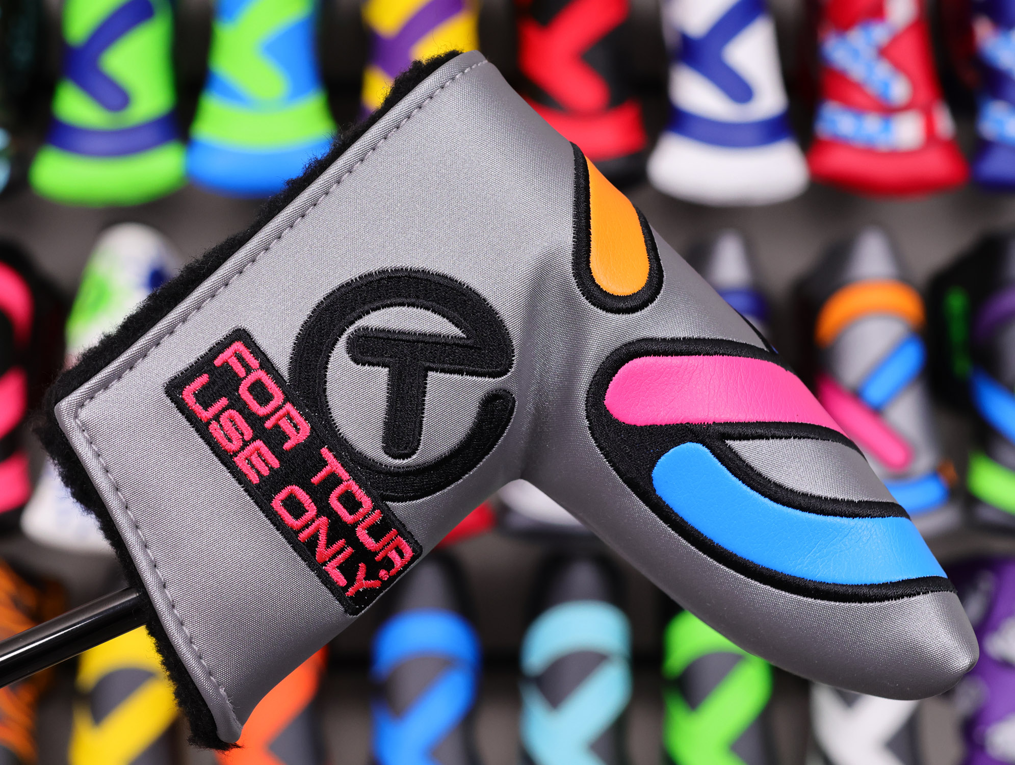 scotty-cameron-tour-only-chromatic-bronze-craftsman-sss-circle-t-350g-putter-with-welded-plumber-neck-black-shaft-and-bullet-bottom-sole-30