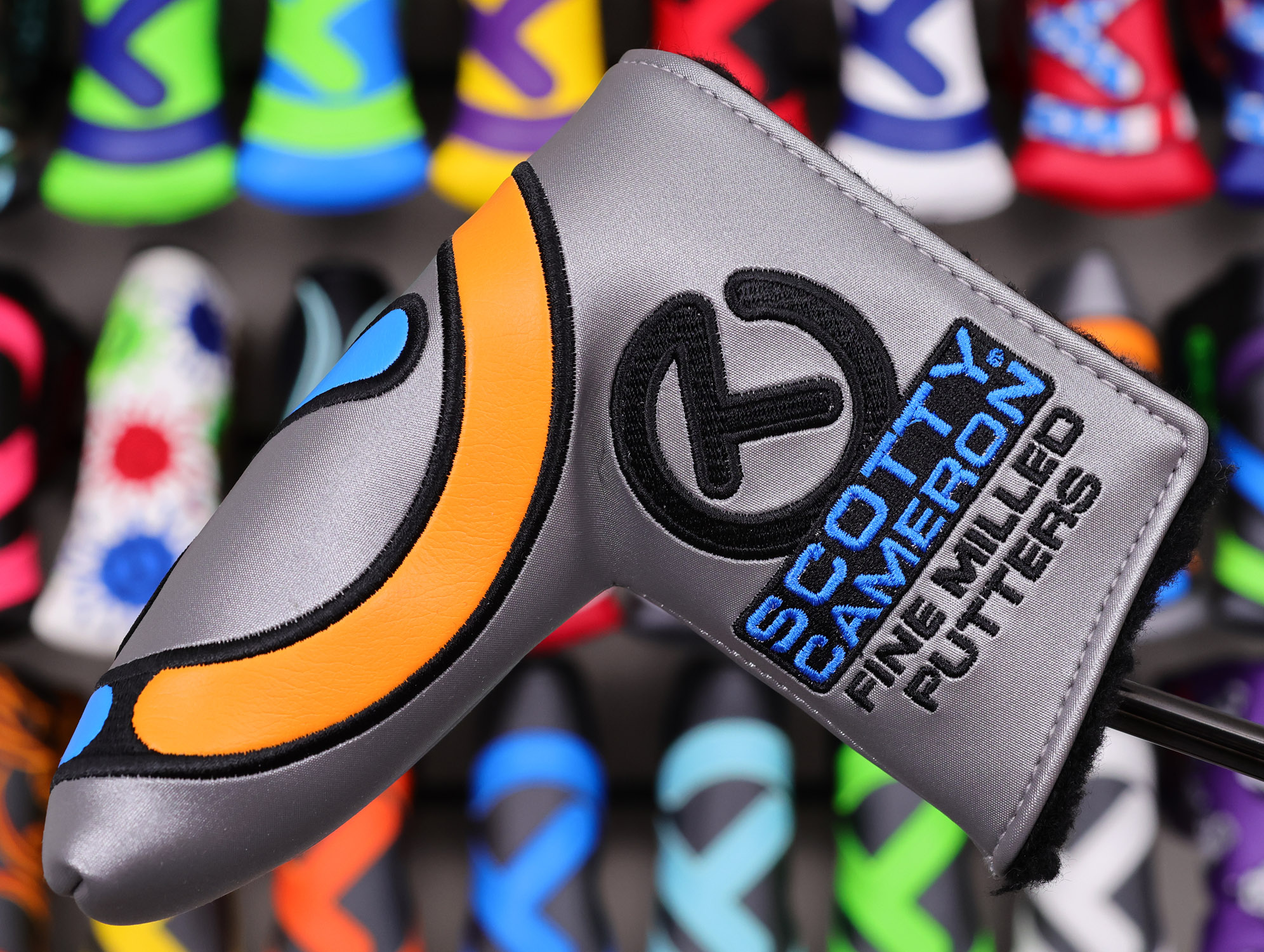 scotty-cameron-tour-only-chromatic-bronze-craftsman-sss-circle-t-350g-putter-with-welded-plumber-neck-black-shaft-and-bullet-bottom-sole-31