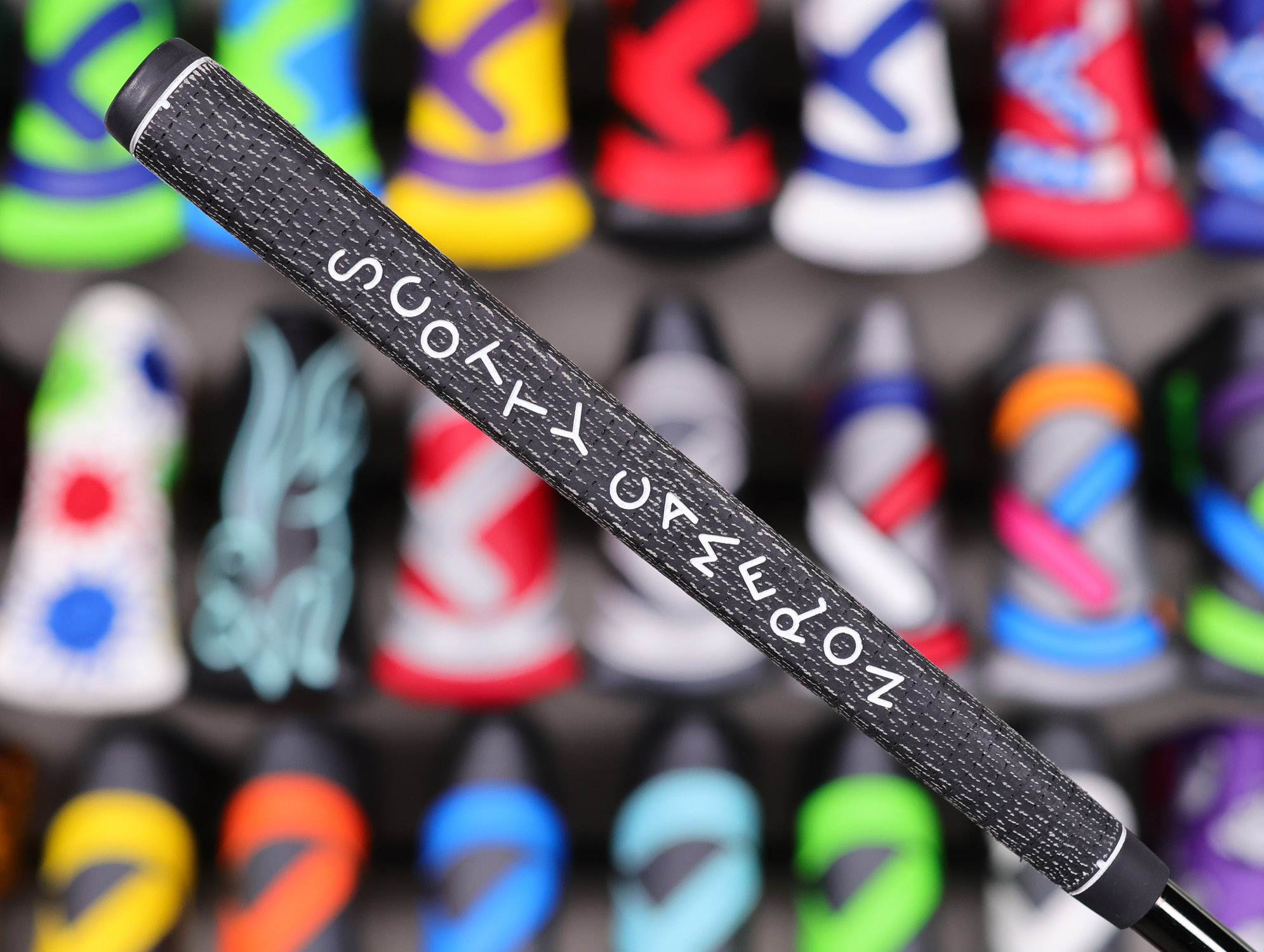 scotty-cameron-tour-only-chromatic-bronze-craftsman-sss-circle-t-350g-putter-with-welded-plumber-neck-black-shaft-and-bullet-bottom-sole-37