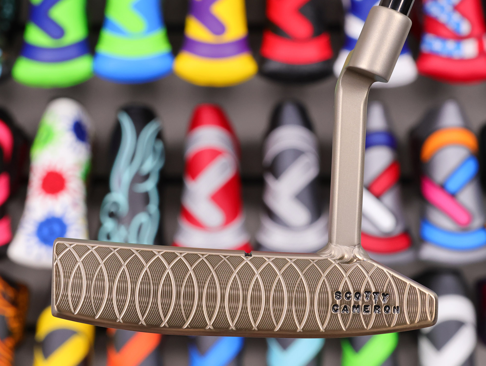 scotty-cameron-tour-only-chromatic-bronze-craftsman-sss-circle-t-350g-putter-with-welded-plumber-neck-black-shaft-and-bullet-bottom-sole-47 scotty cameron tour only chromatic bronze craftsman bullet bottom sole circle t 350g putter with welded plumber neck and black shaft golf club