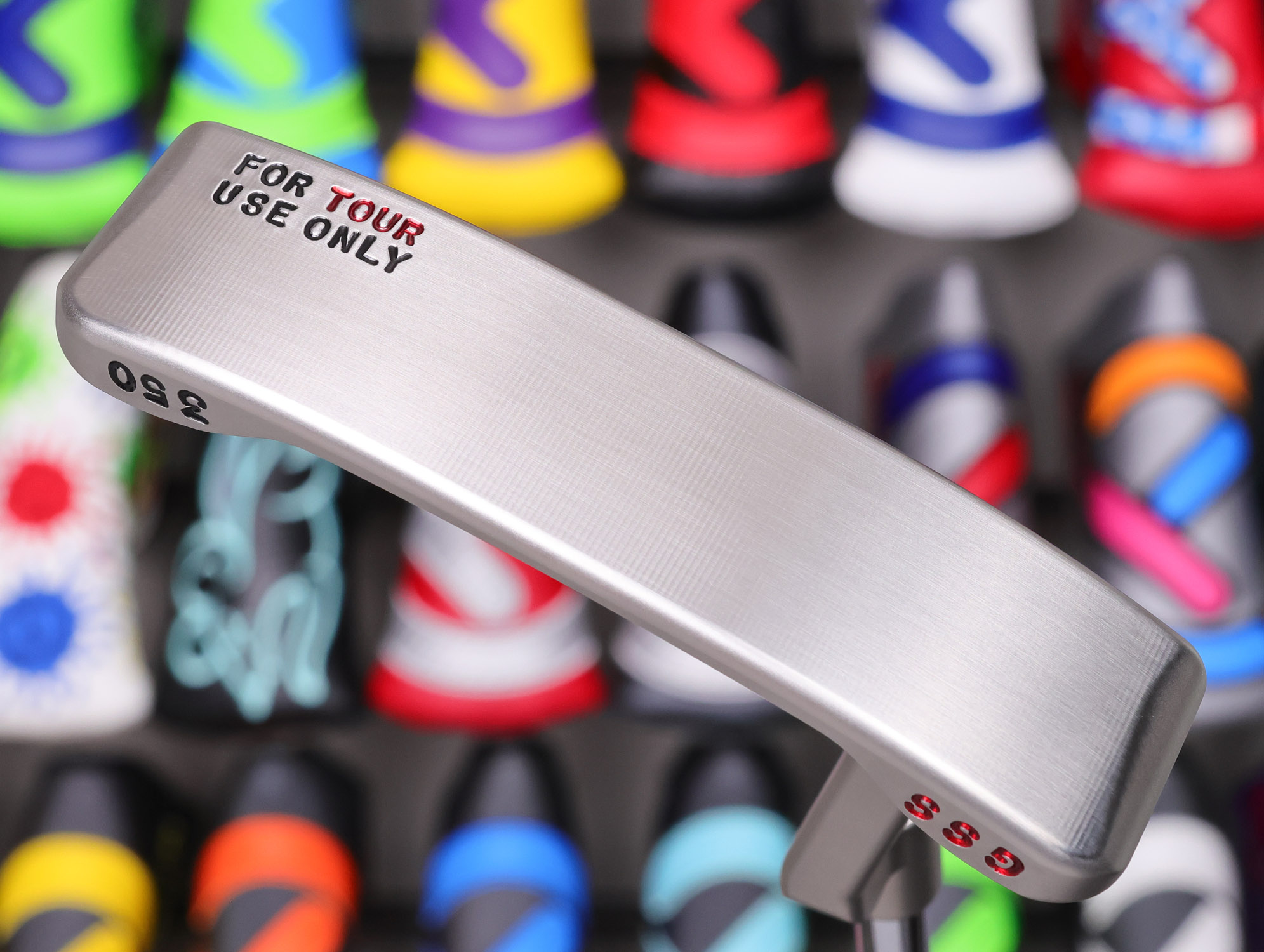 scotty-cameron-tour-only-gss-masterful-009m-circle-t-350g-putter-with-sight-dot-21 scotty cameron tour only gss masterful 009m circle t 350g putter with tiger woods style sight dot and double milled cherry bomb script titleist stamp golf club