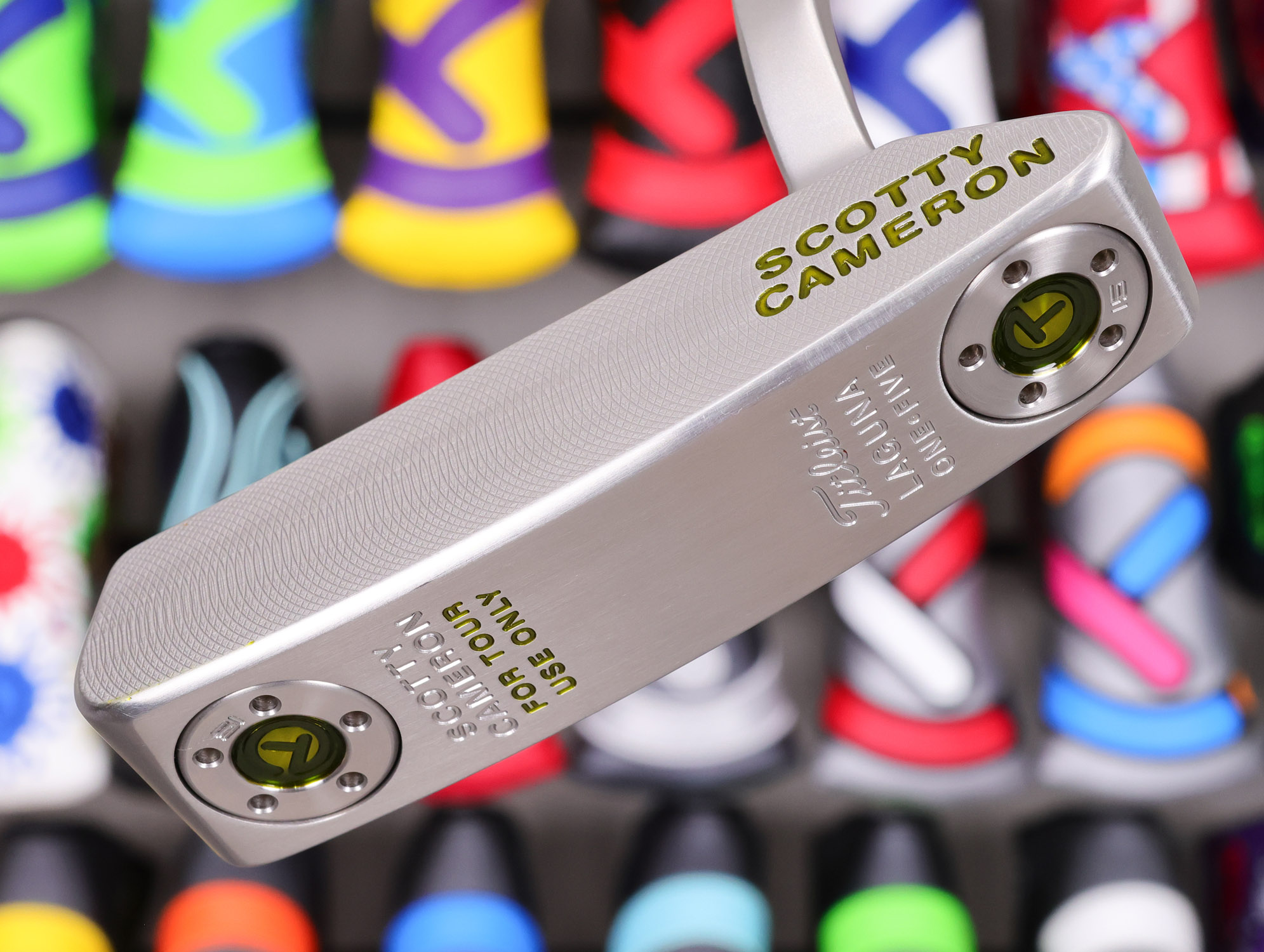 scotty-cameron-tour-only-sss-laguna-1.5-studio-select-circle-t-350g-putter-with-sight-dot-and-sight-line-25 scotty cameron tour only sss laguna 1.5 one five studio select circle t 350g putter with lime green paint and sight dot and sight line alignment golf club