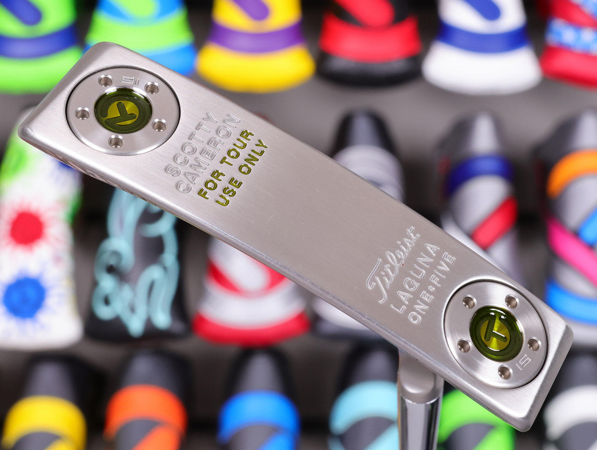 scotty-cameron-tour-only-sss-laguna-1.5-studio-select-circle-t-350g-putter-with-sight-dot-and-sight-line-28 scotty cameron tour only sss laguna 1.5 one five studio select circle t 350g putter with lime green paint and sight dot and sight line alignment golf club