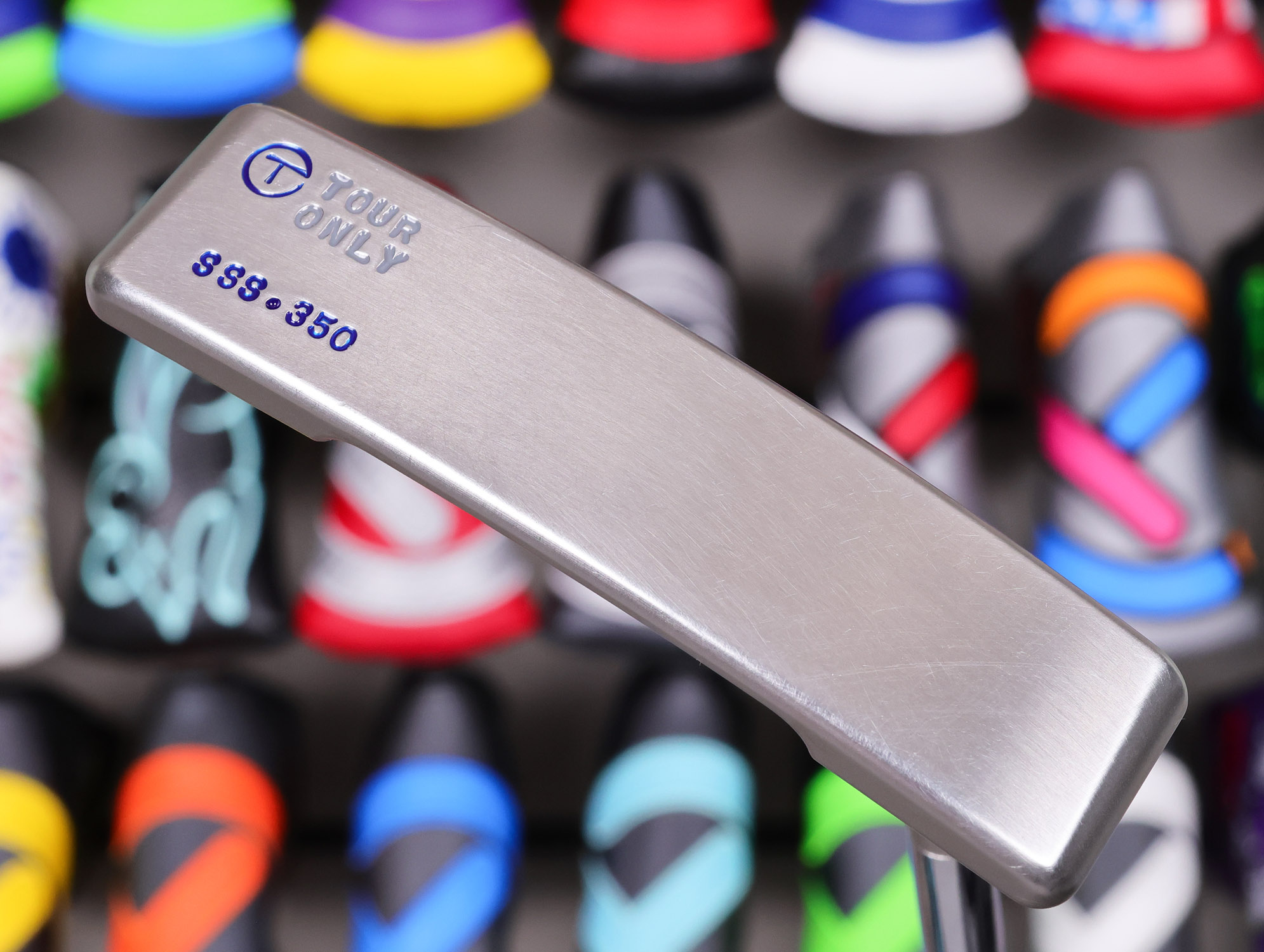 scotty-cameron-tour-only-sss-timeless-2.5-circle-t-350g-putter-with-welded-1.5-round-neck-and-character-stamps-21 scotty cameron tour only sss timeless 2.5 circle t 350g putter with welded 1.5 round neck and 4 tour only character stamps golf club