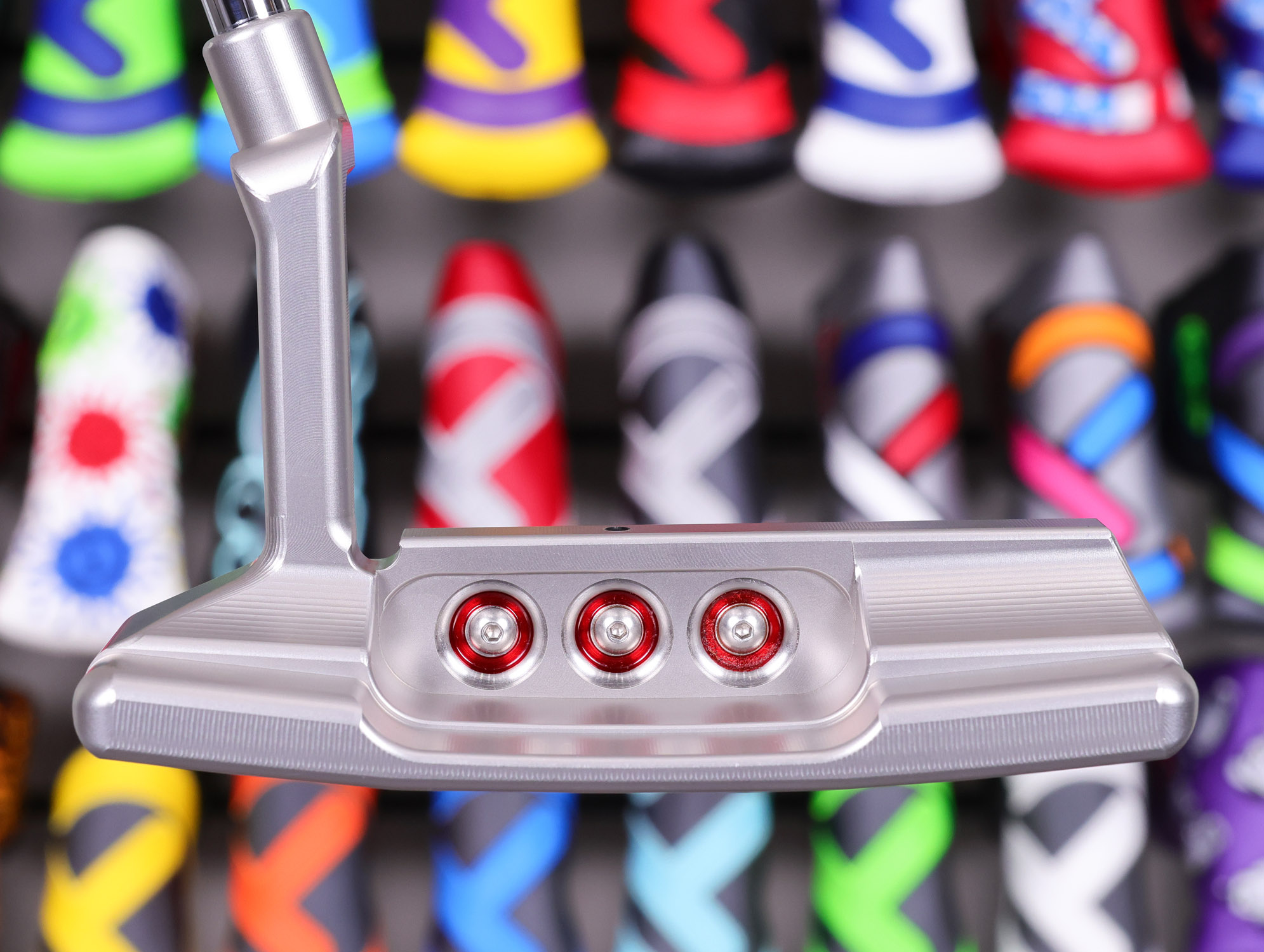 scotty-cameron-tour-only-timeless-buttonback-teryllium-circle-t-360g-with-sight-dot-09 scotty cameron tour only timeless buttonback teryllium circle t 360g putter with tiger woods style sight dot golf club