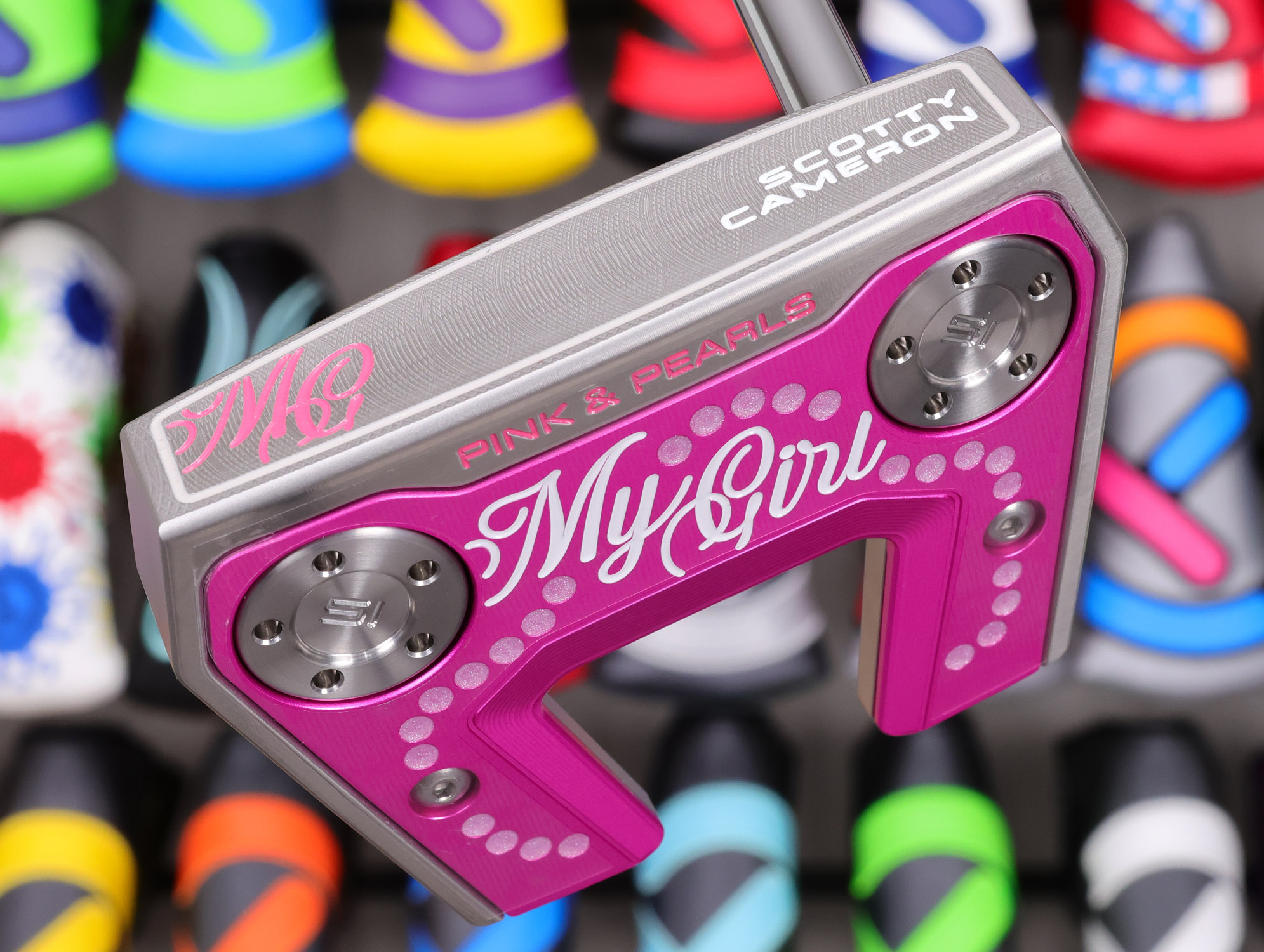 scotty-cameron-2025-limited-release-my-girl-pink-and-pearls-phantom-5-putter-29 scotty cameron 2025 limited release my girl pink and pearls phantom 5 double bend shaft putter golf club