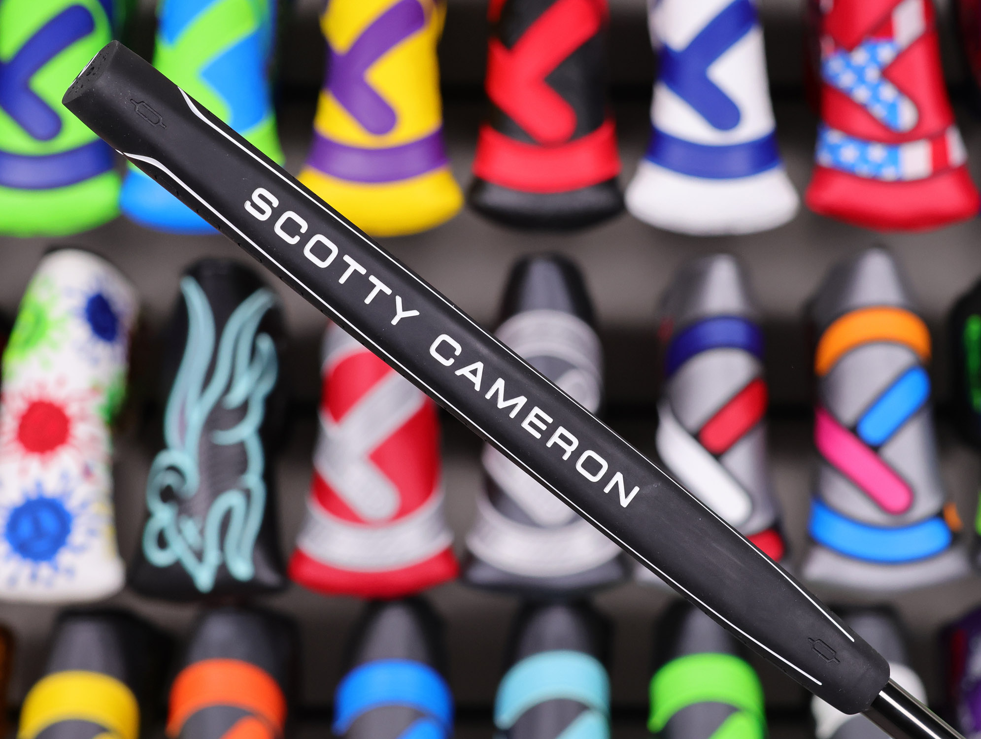 scotty-cameron-tour-only-2025-black-sss-phantom-t5.5-circle-t-360g-putter-with-welded-ibeam-jet-neck-and-top-line-48