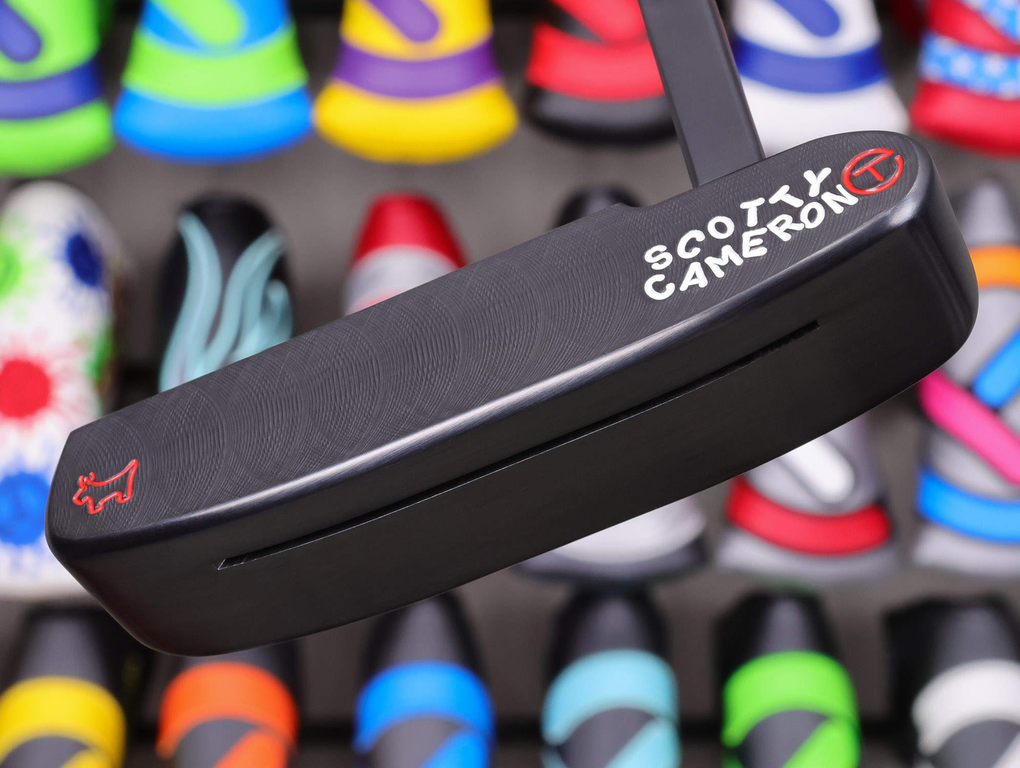 scotty-cameron-tour-only-3x-black-carbon-009-beach-circle-t-350g-with-jumbo-stamping-32 scotty cameron tour only 3x black carbon steel 009 beach circle t 350g putter with jumbo cavity stamping golf club