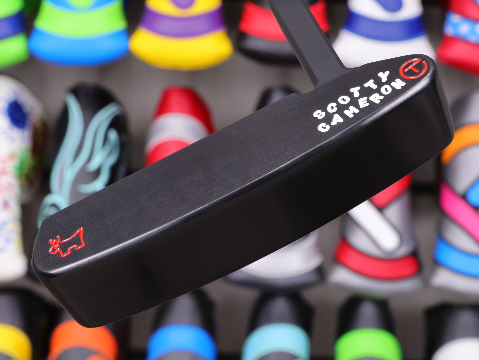 scotty-cameron-tour-only-3x-black-carbon-timeless-newport-2-circle-t-340g-putter-with-sight-dot-14 scotty cameron tour only 3x black carbon steel timeless newport 2 circle t 340g putter with sight dot golf club