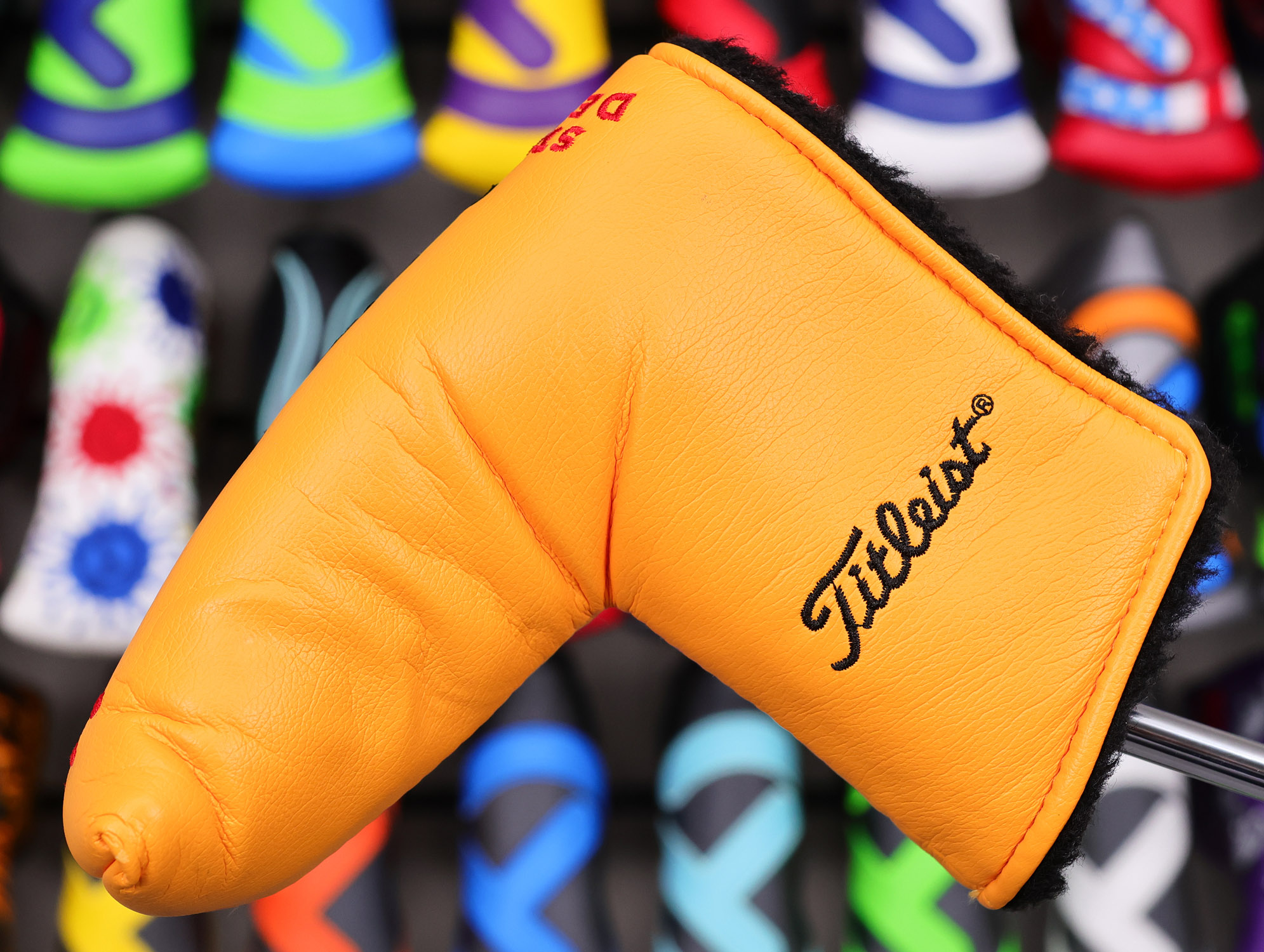 scotty-cameron-tour-only-black-pearl-mist-newport-circle-t-350g-handstamped-putter-02