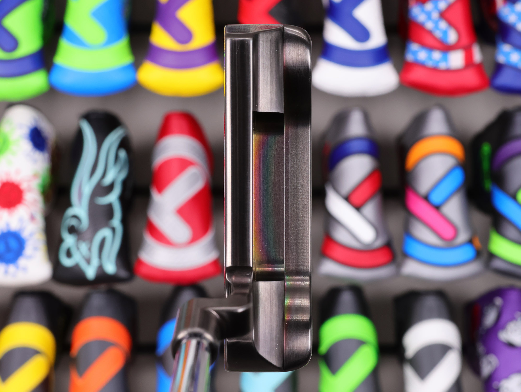 scotty-cameron-tour-only-black-pearl-mist-newport-circle-t-350g-handstamped-putter-36 scotty cameron tour only black pearl mist newport beach naked handstamped circle t and script titleist 350g putter golf club