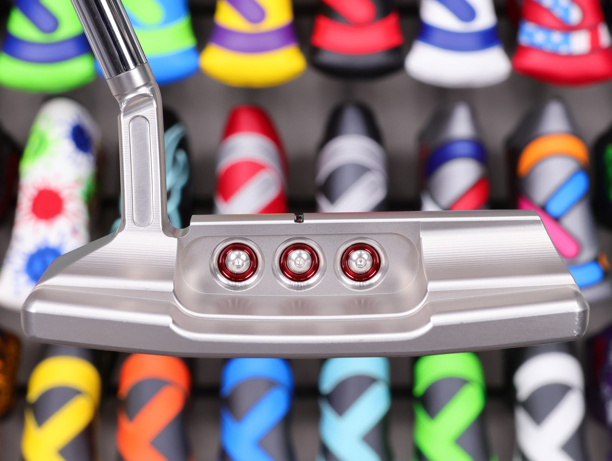 scotty-cameron-tour-only-buttonback-timeless-2.5-plus-teryllium-circle-t-350g-putter-with-flojet-neck-10 scotty cameron tour only buttonback timeless 2.5 plus teryllium circle t 350g putter with top line golf club