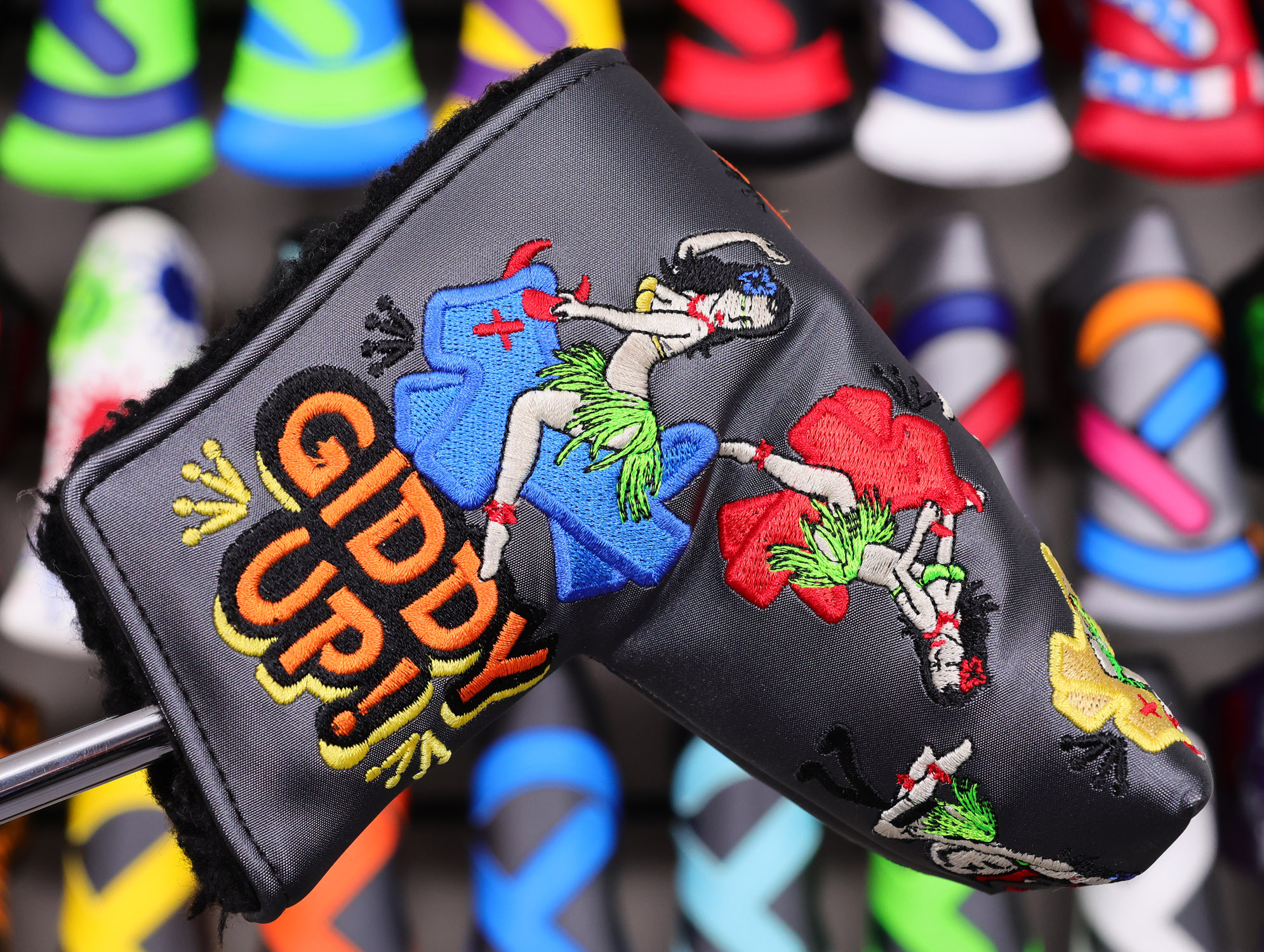 scotty-cameron-tour-only-buttonback-timeless-2.5-plus-teryllium-circle-t-350g-putter-with-flojet-neck-24