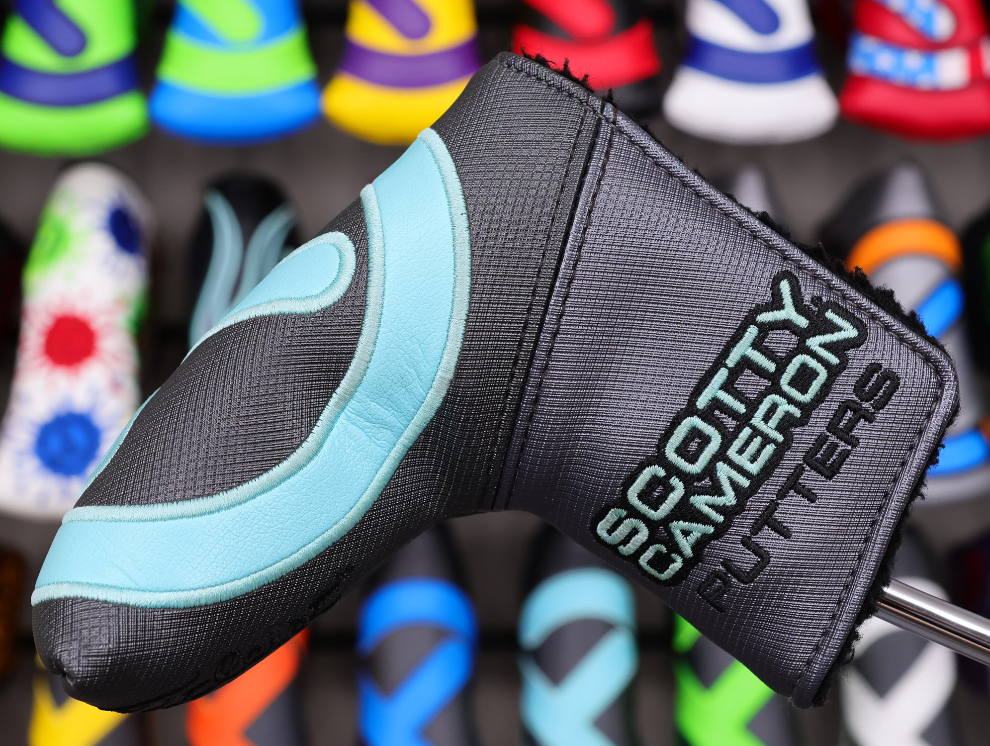 scotty-cameron-tour-only-circle-t-blade-putter-headcover-022 scotty cameron tour only gray and tiffany industrial circle t gss blade putter headcover