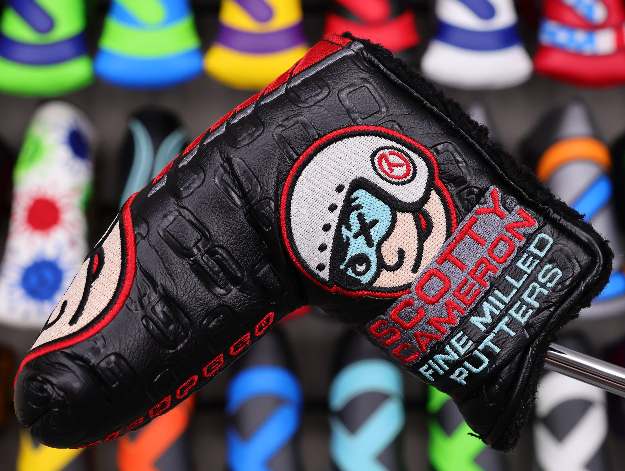 scotty-cameron-tour-only-circle-t-blade-putter-headcover-028 scotty cameron for tour use only black johnny speed racer tiffany circle t blade putter headcover