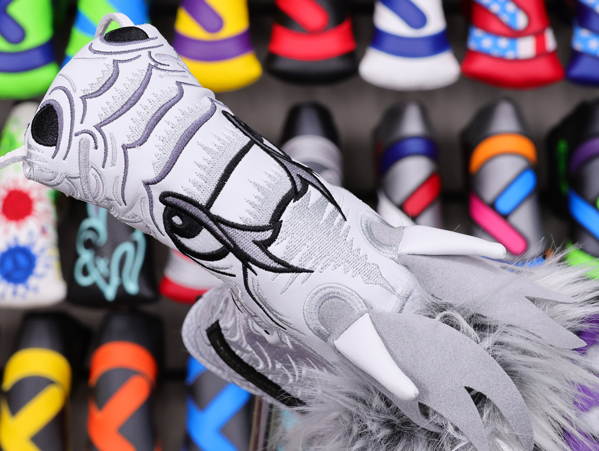 scotty-cameron-tour-only-circle-t-blade-putter-headcover-069 scotty cameron white dragon limited release encinitas gallery california blade putter headcover