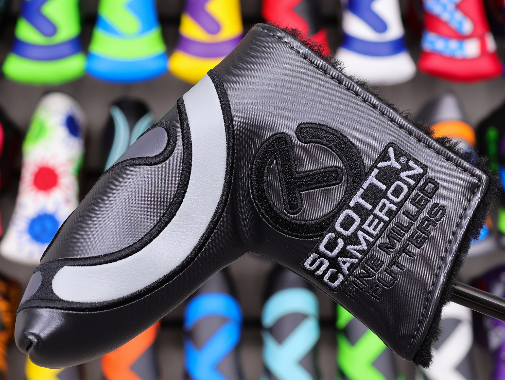 scotty-cameron-tour-only-naked-sss-studio-style-newport-circle-t-360g-putter-with-black-shaft-02