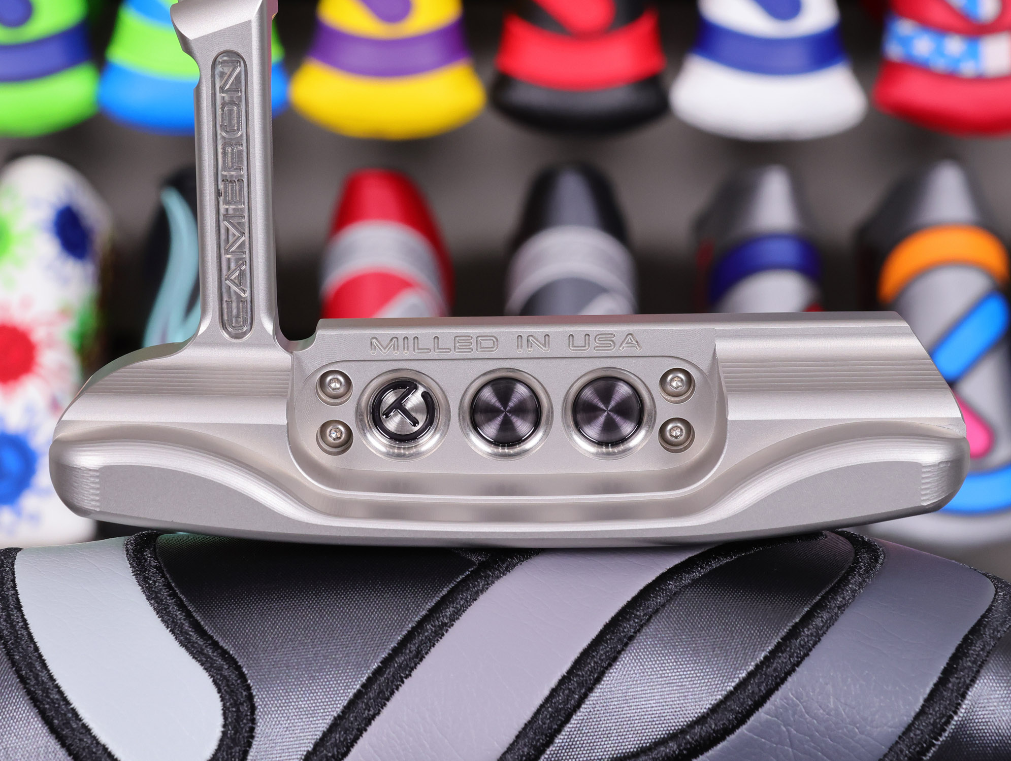 scotty-cameron-tour-only-naked-sss-studio-style-newport-circle-t-360g-putter-with-black-shaft-16 scotty cameron tour only 2025 sss naked newport studio style circle t putter with carbon steel chain link milled insert and black shaft golf club