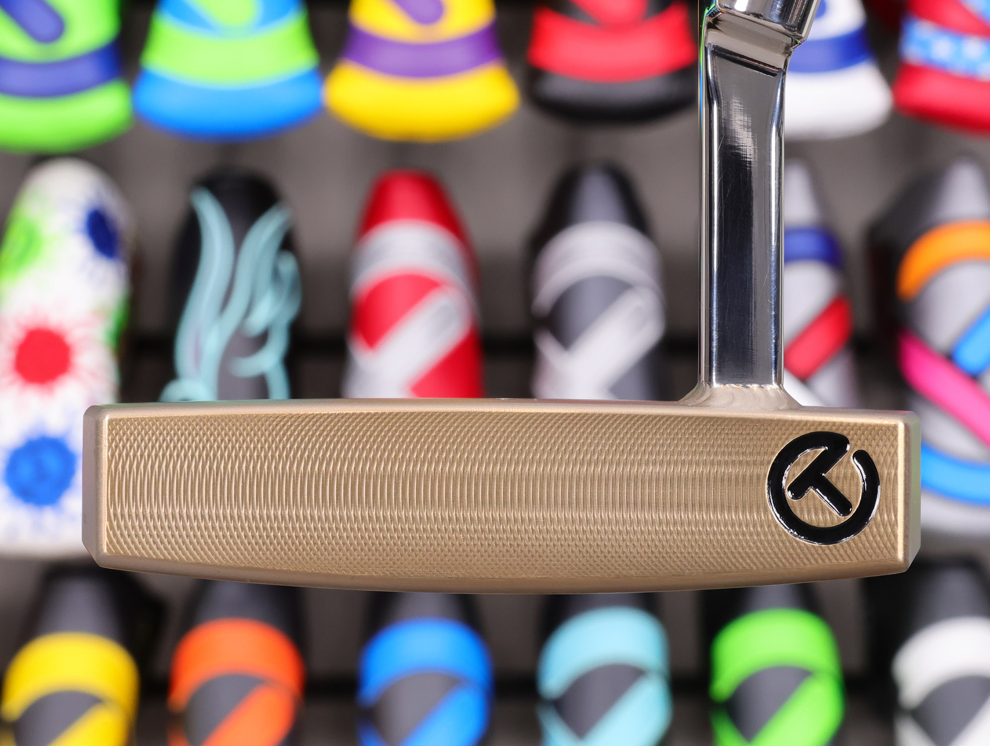 scotty-cameron-tour-only-two-tone-phantom-x-t11.5-circle-t-360g-putter-with-welded-plumber-neck-sight-dot-and-black-shaft-24 scotty cameron tour only matte chromatic bronze two tone phantom x t11.5 circle t 360g putter with welded and polished sss plumber neck black shaft and sight dot golf club