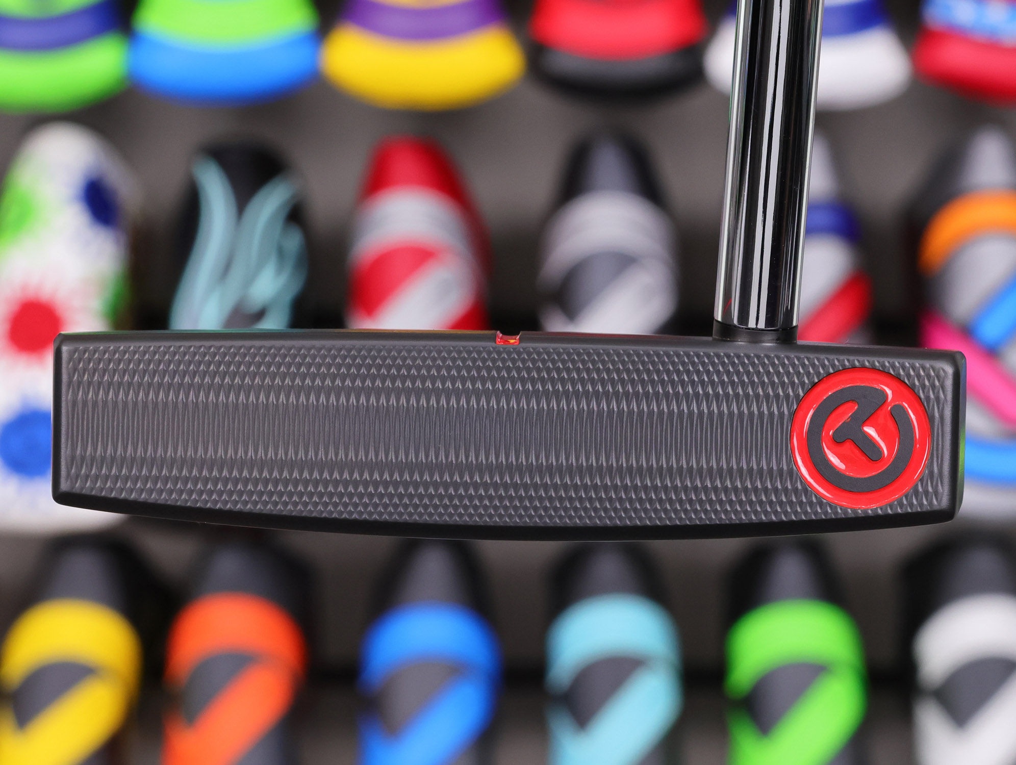 scotty-cameron-tour-only-black-sss-futura-x-x5-circle-t-360g-putter-with-red-top-line-and-light-gray-sight-rails-42 scotty cameron tour only black sss futura x x5 circle t 360g putter with red top line and light gray sight rails golf club